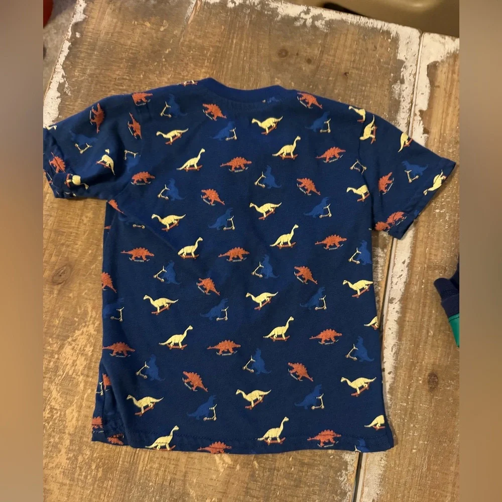 Set of 2 dinosaur navy blue t shirts Toddler Boys 2T Carter’s Little Rebels